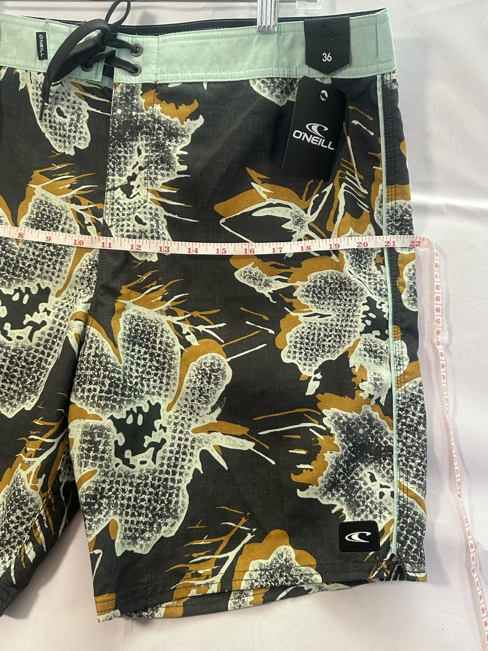 MENS O'NEILL TROPICAL FLORAL  SWIM BOARD SHORTS SIZE 36